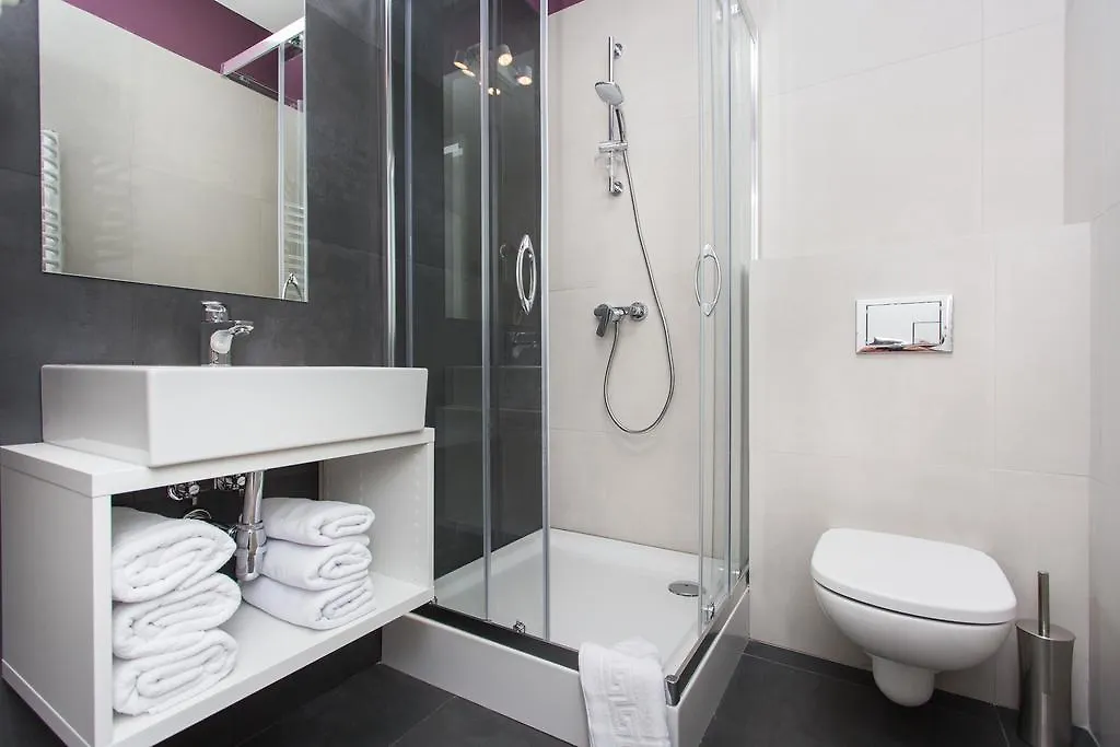 Krakow B&B 3*,  Polónia